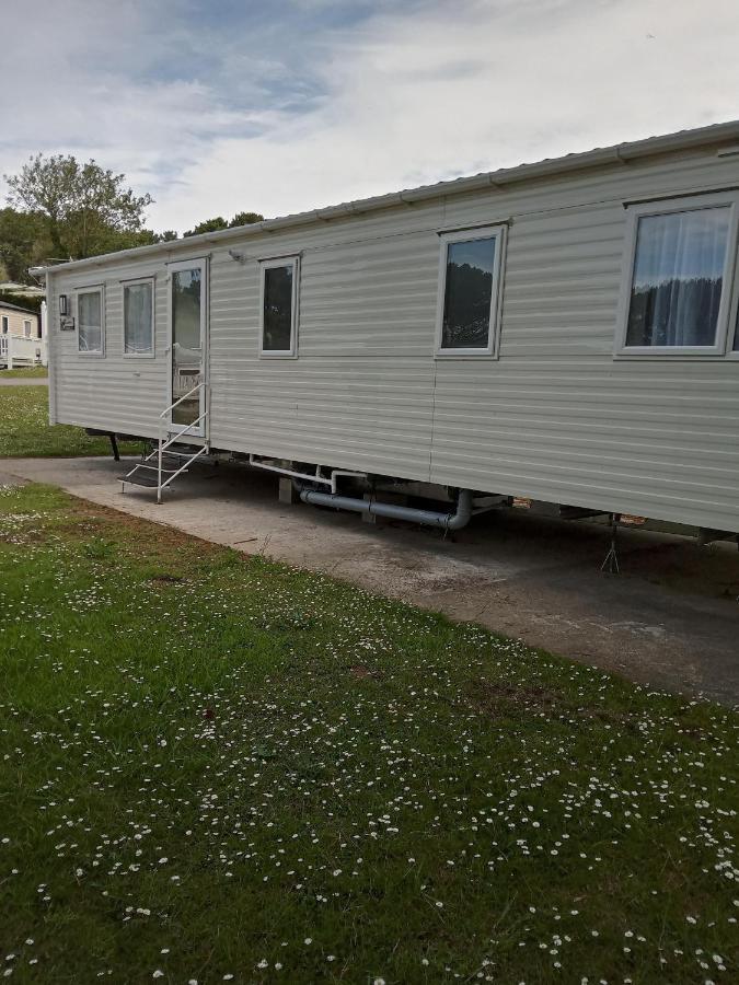Exclusive 3 Bedroom Caravan, Sleeps 8 People At Parkdean Newquay Holiday Park, Cornwall, Uk ภายนอก รูปภาพ